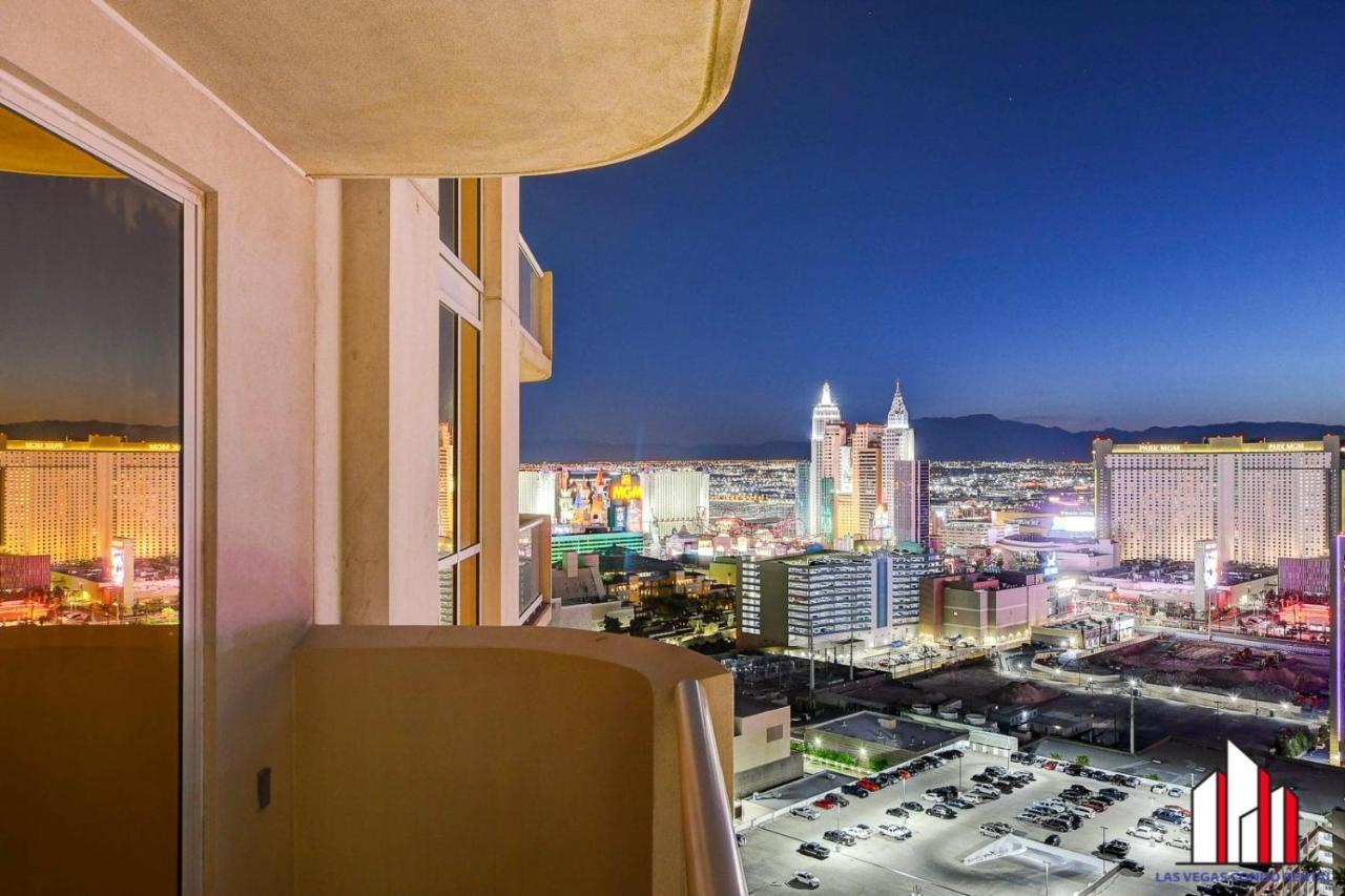 Mgm Signature-28-705 F1 Track & Strip View Balcony Las Vegas Exterior photo
