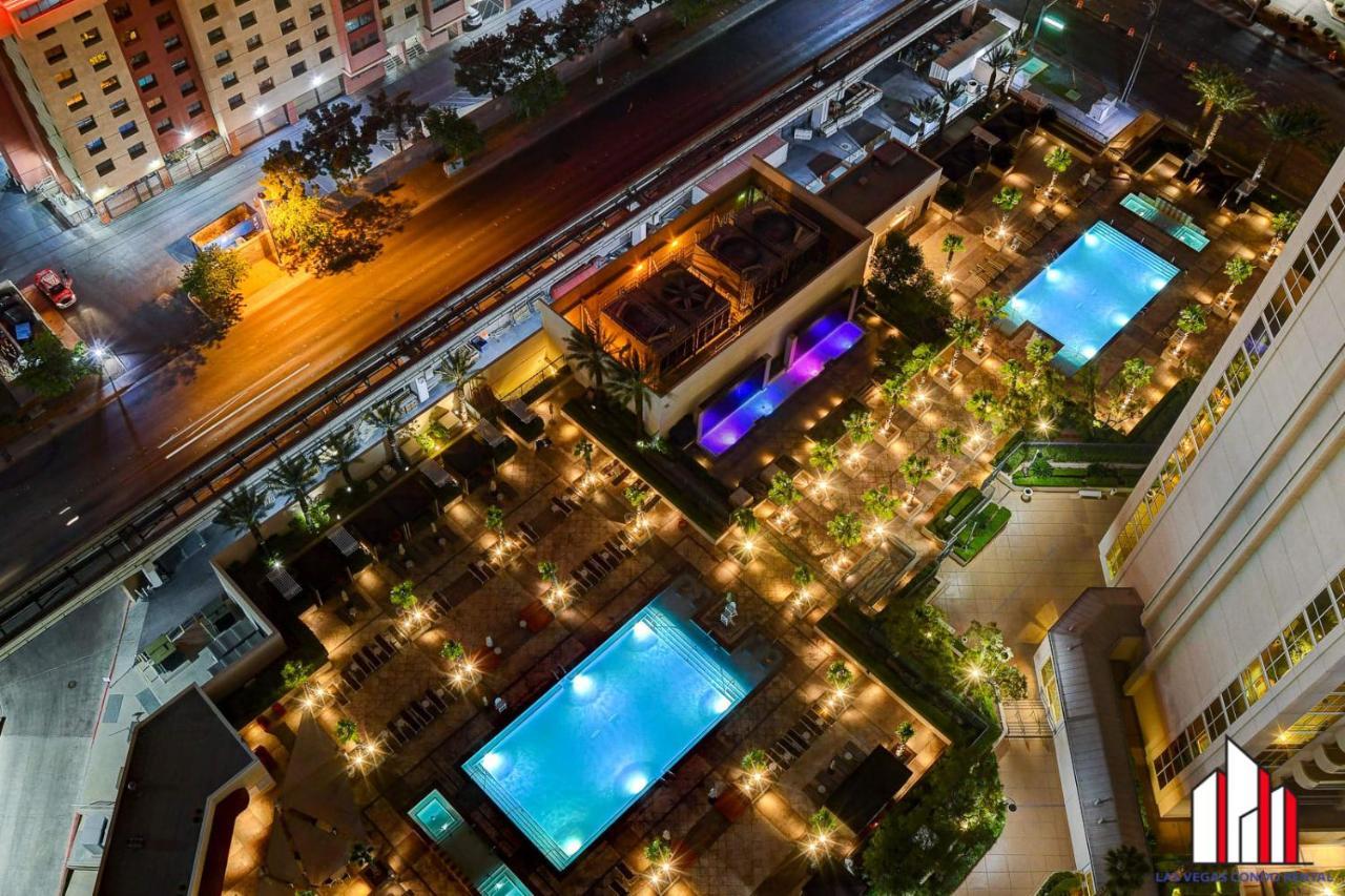 Mgm Signature-28-705 F1 Track & Strip View Balcony Las Vegas Exterior photo